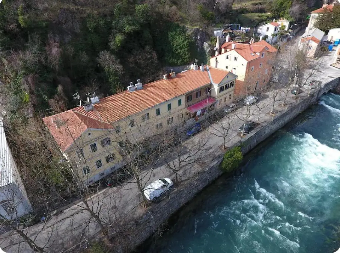 Cosy Apartment Near A River Rijeka